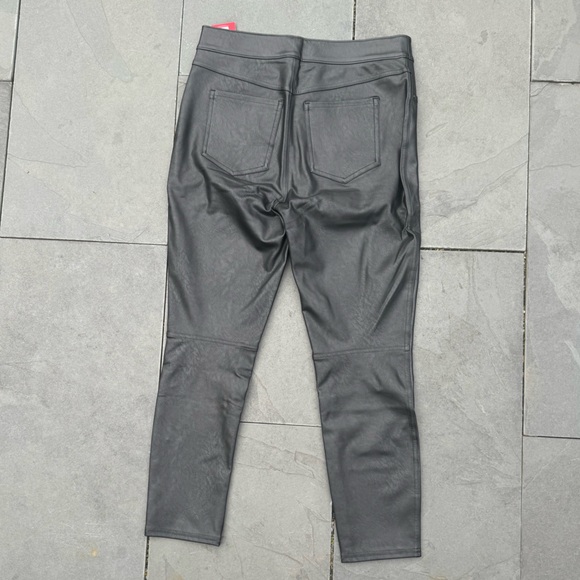 Spanx Ankle Skinny Pant Black Faux Leather Petite Medium NWT - Picture 8 of 11